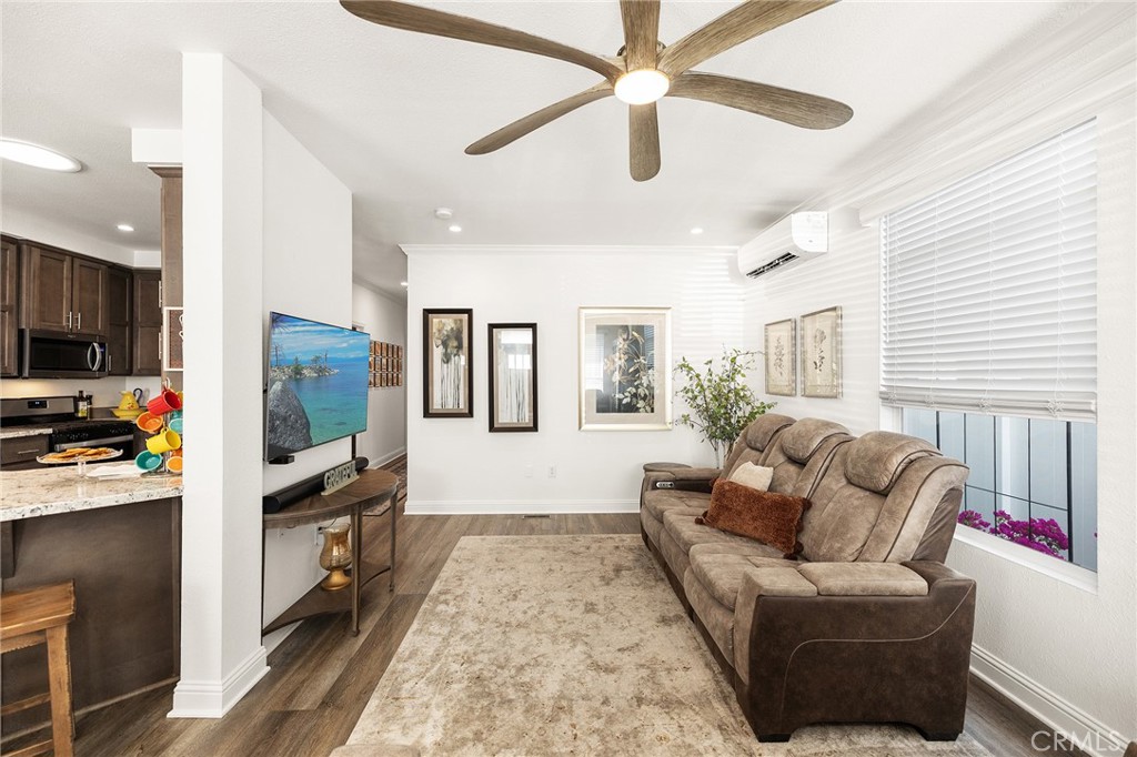 Living Room - 692 Adele St Street 133, Orange CA 92863 - photo 7