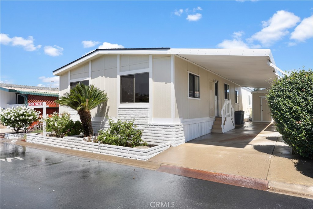692 N Adele Street 103, Orange CA 92867 - photo 1