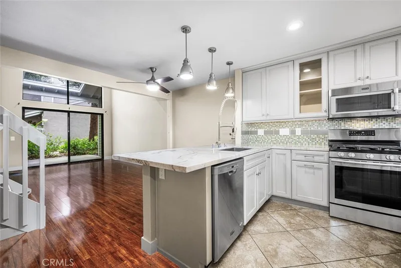 700 E Lake 111, Orange, CA 92866