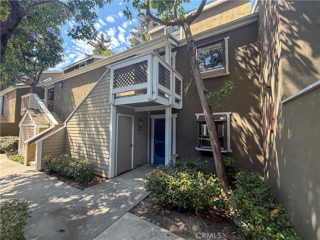 700 E Lake 67, Orange CA 92866 - photo 1