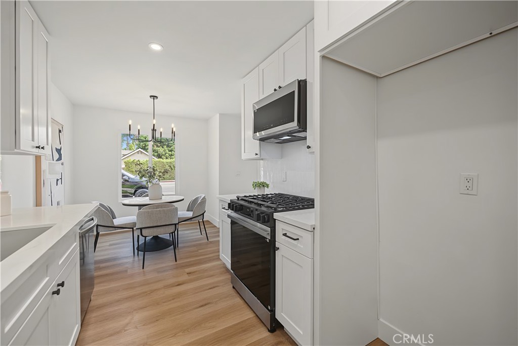 700 W La Veta Avenue N5, Orange CA 92868 - photo 3