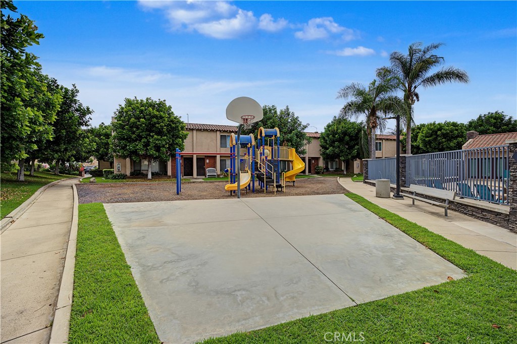 700 W La Veta Avenue N5, Orange CA 92868 - photo 34