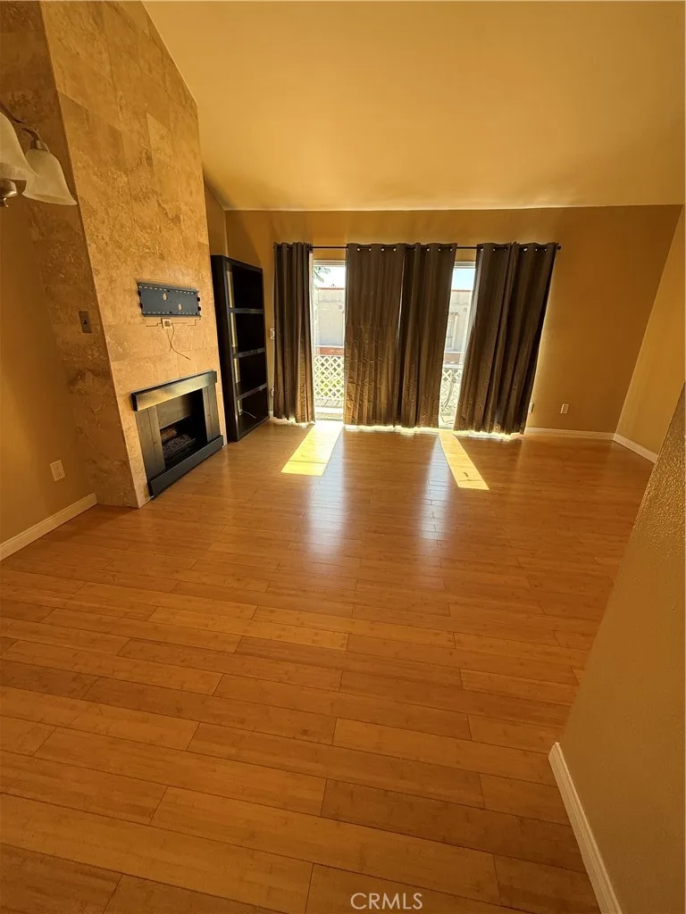 700 W La Veta Avenue O12, Orange
