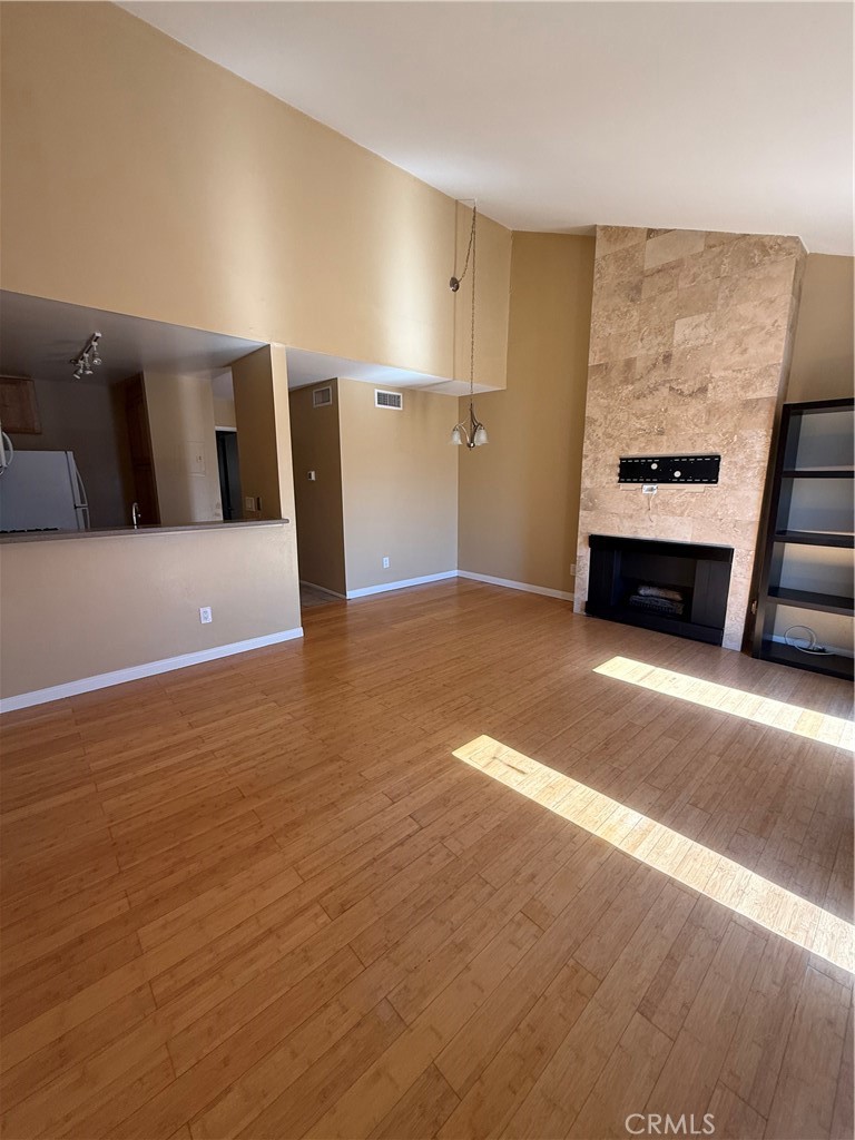 700 W La Veta Avenue O12, Orange CA 92868 - photo 3