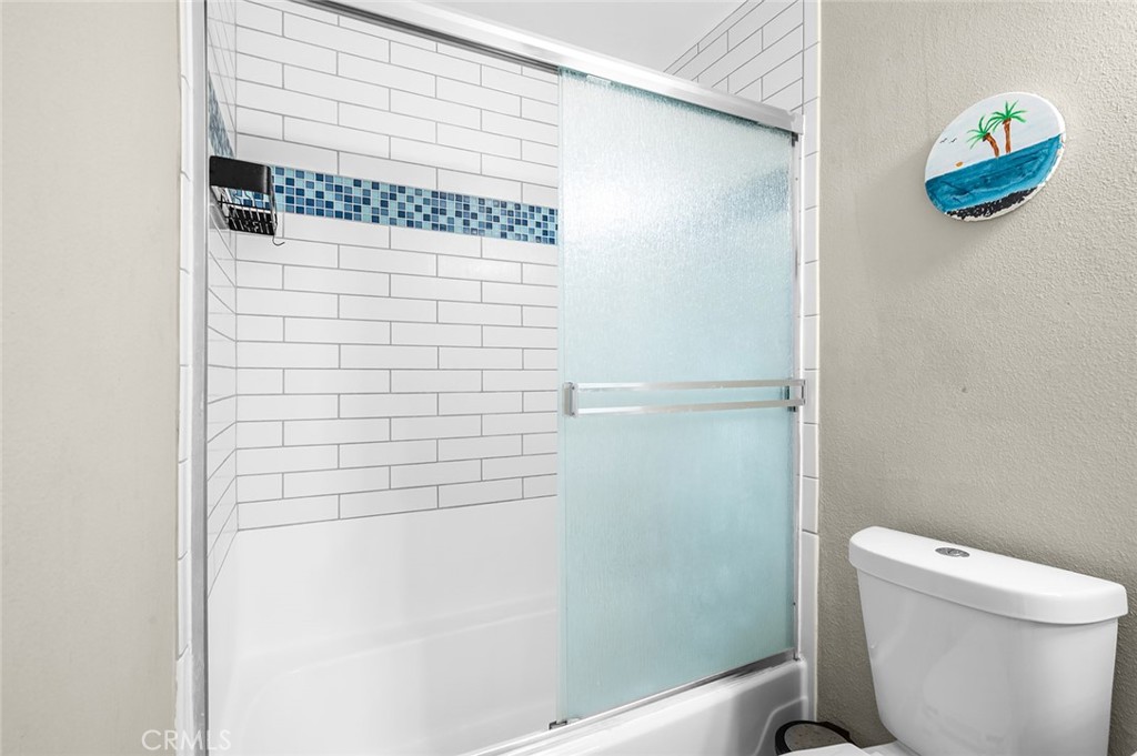 700 W La Veta C6, Orange CA 92868 - photo 4