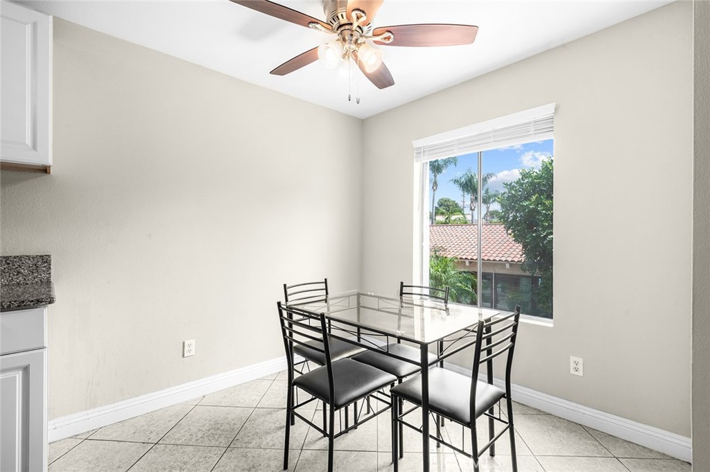700 W La Veta C6, Orange CA 92868 - photo 17