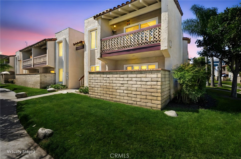 700 W La Veta C7, Orange CA 92868 - photo 1