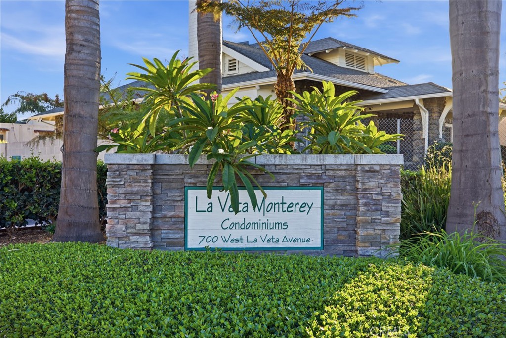 700 W La Veta O15, Orange CA 92868 - photo 3