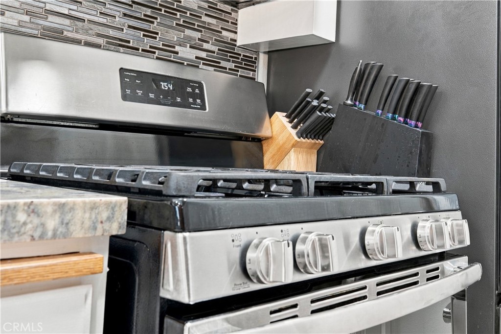 700 W La Veta O15, Orange CA 92868 - photo 24