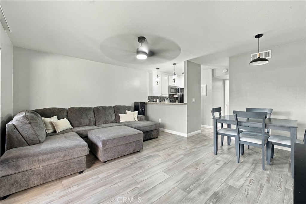 700 W La Veta O15, Orange CA 92868 - photo 30