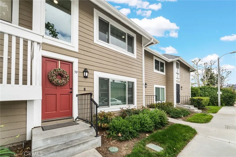 700 W Walnut 59, Orange, CA 92868