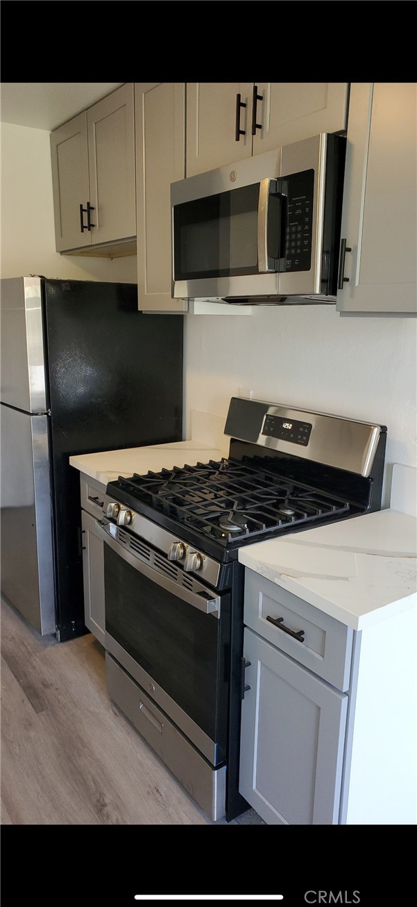 700 West La Veta Avenue E4, Orange CA 92868 - photo 4