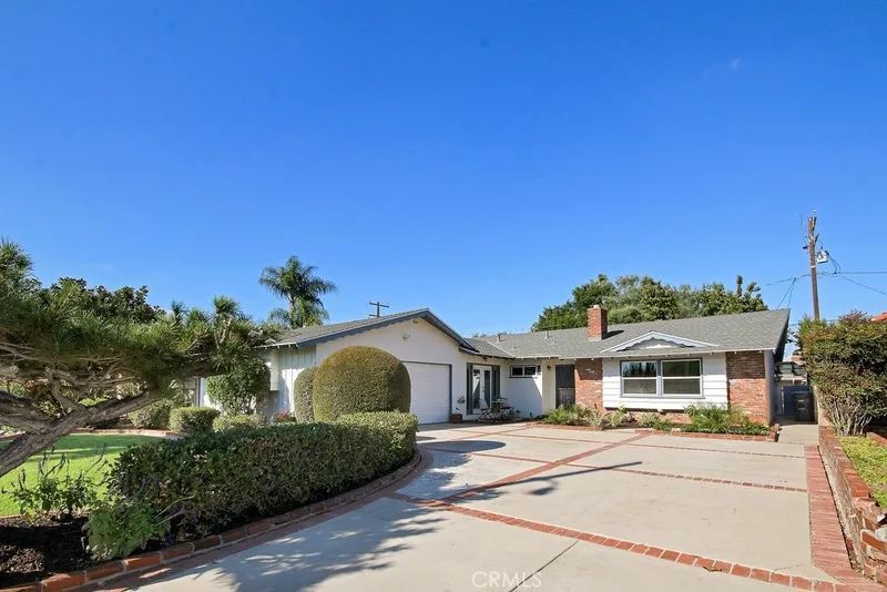 701 E Wilson Avenue, Orange, CA 92867