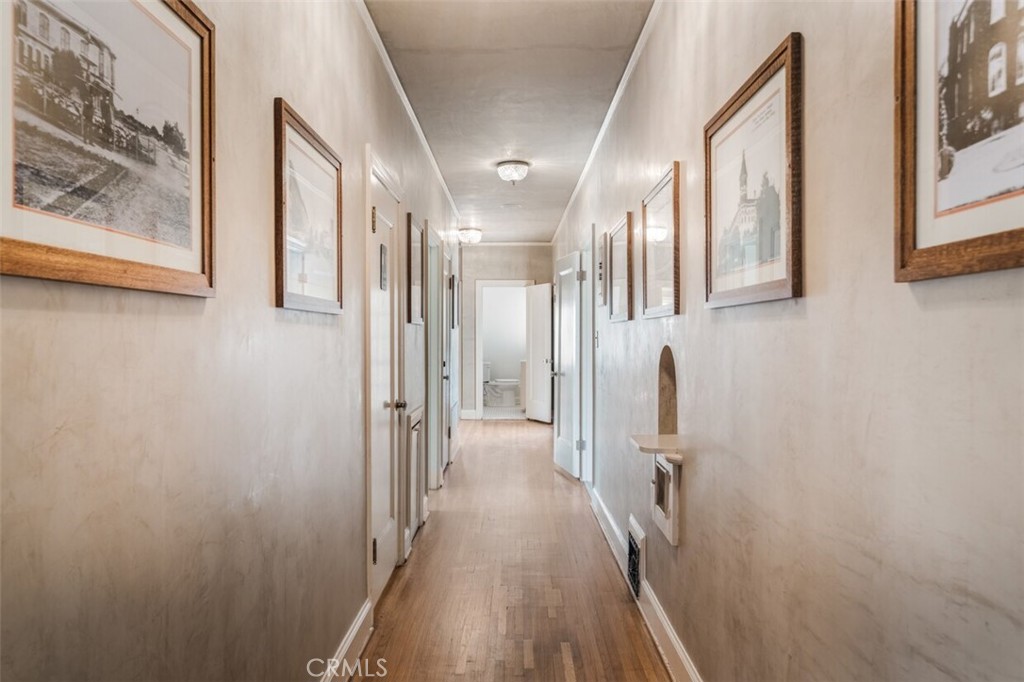 702 E Chapman, Orange CA 92866 - photo 20