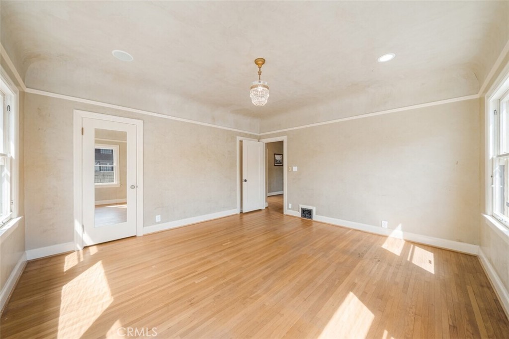 702 E Chapman, Orange CA 92866 - photo 29