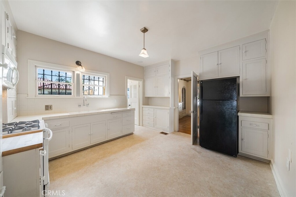 702 E Chapman, Orange CA 92866 - photo 30