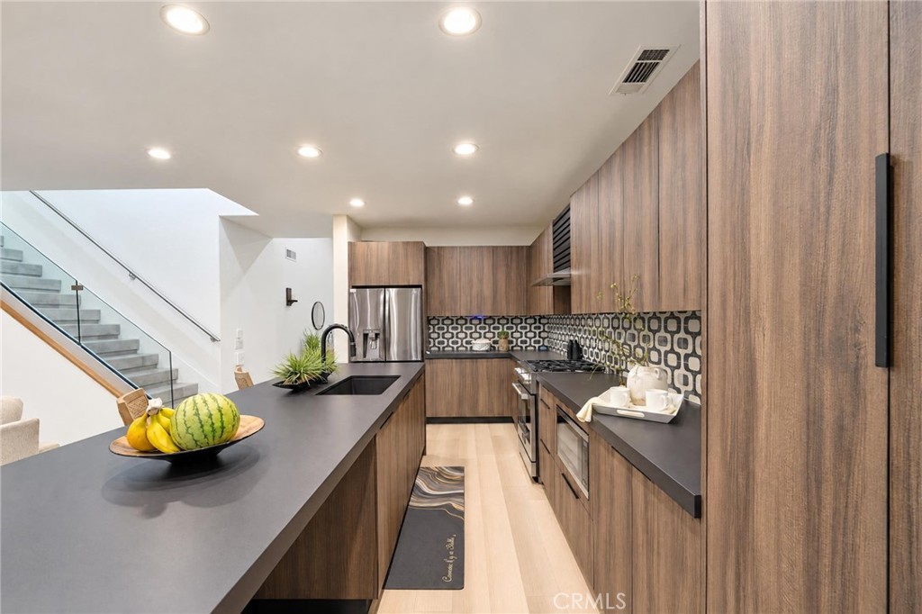 7023 E HORIZON Drive, Orange CA 92867 - photo 19