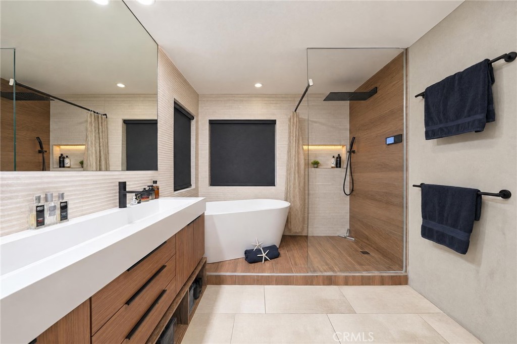 7023 E HORIZON Drive, Orange CA 92867 - photo 40