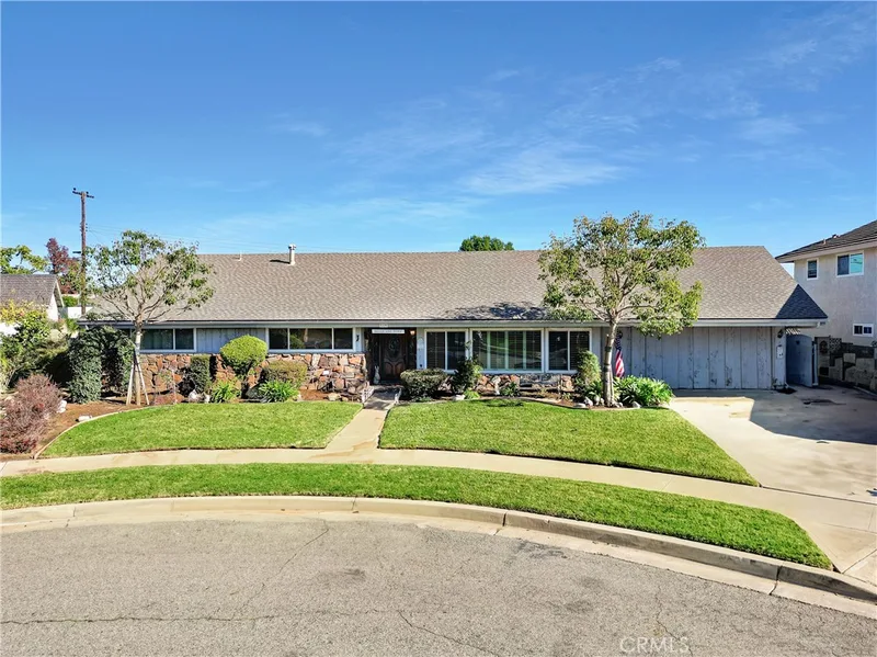 719 S Rosalind, Orange, CA 92869