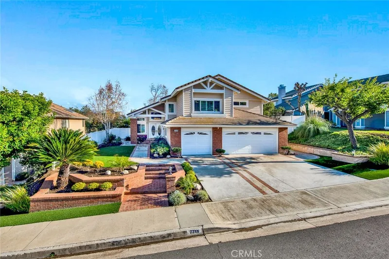 7246 E La Cumbre, Orange, CA 92869