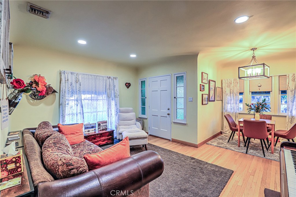 743 E Washington, Orange CA 92866 - photo 5