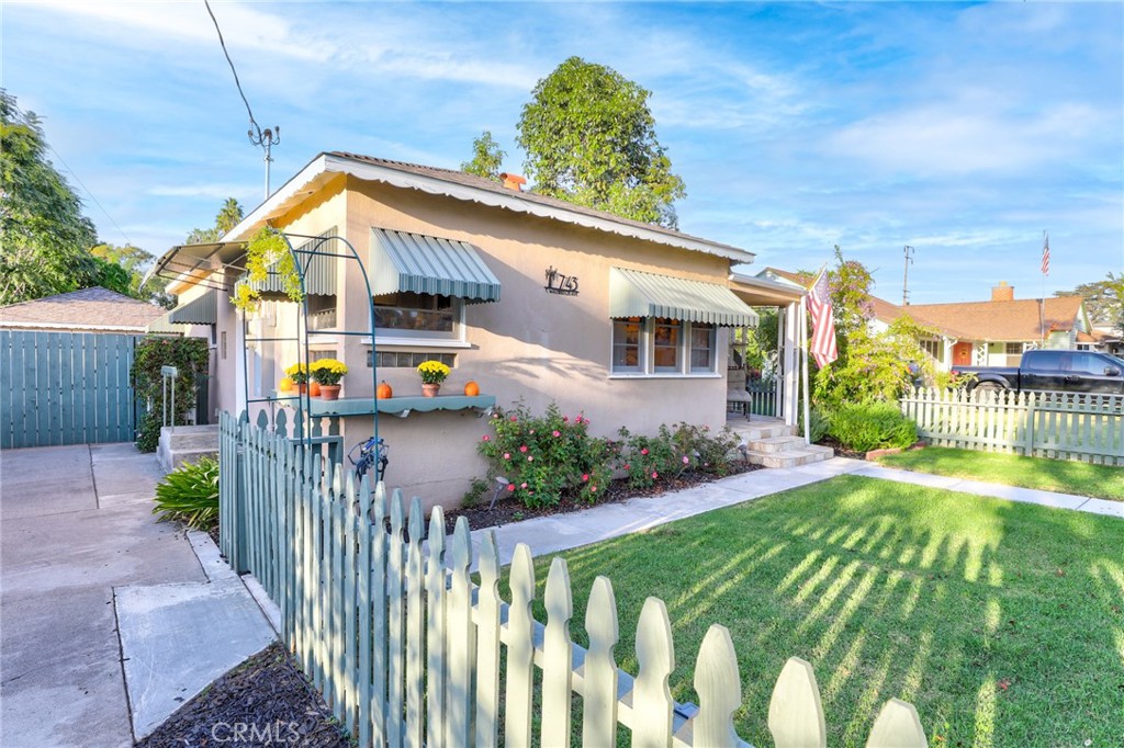 743 E Washington, Orange CA 92866 - photo 21