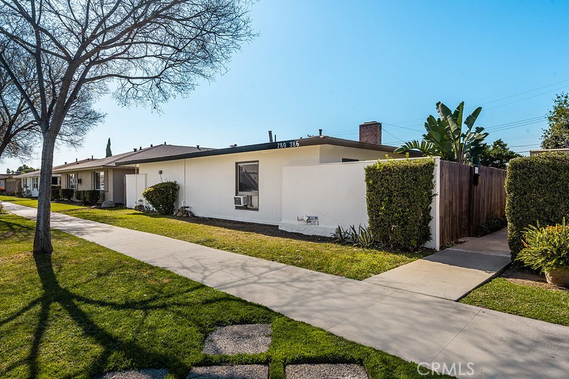 786 N Shattuck Pl, Orange CA 92867 - photo 1