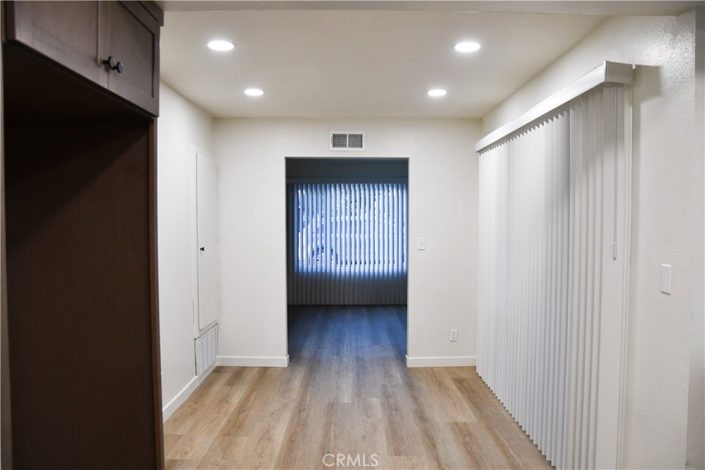 802 E La Veta, Orange CA 92866 - photo 11