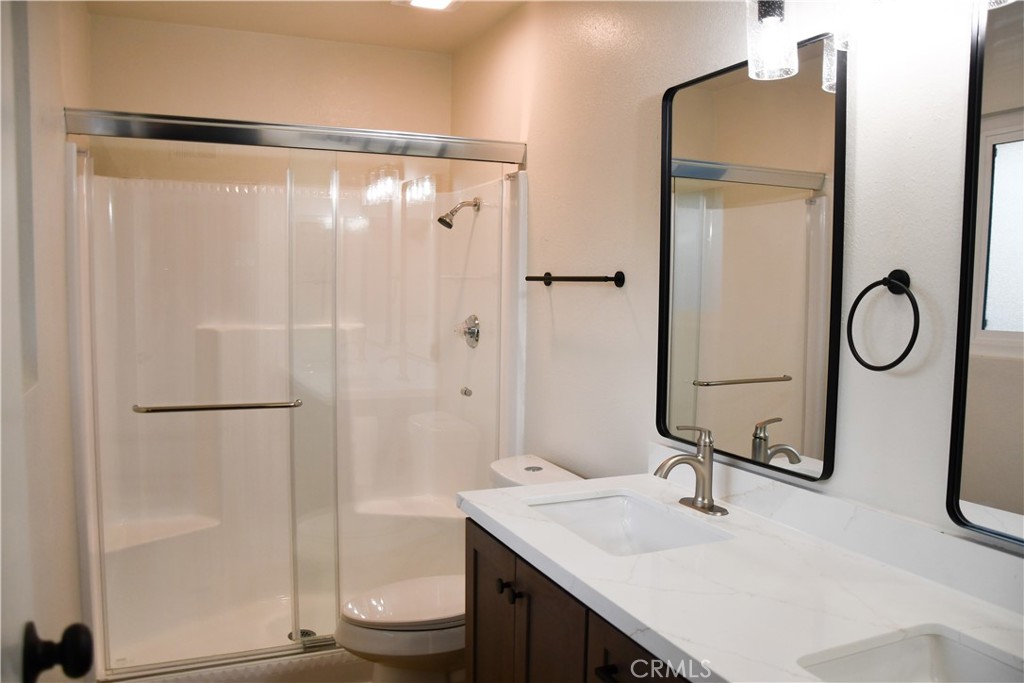 802 E La Veta, Orange CA 92866 - photo 23