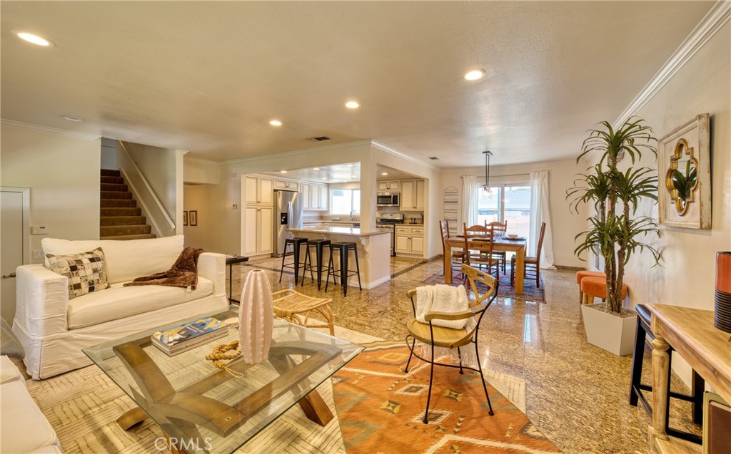 805 E Barkley Avenue, Orange CA 92867 - photo 4
