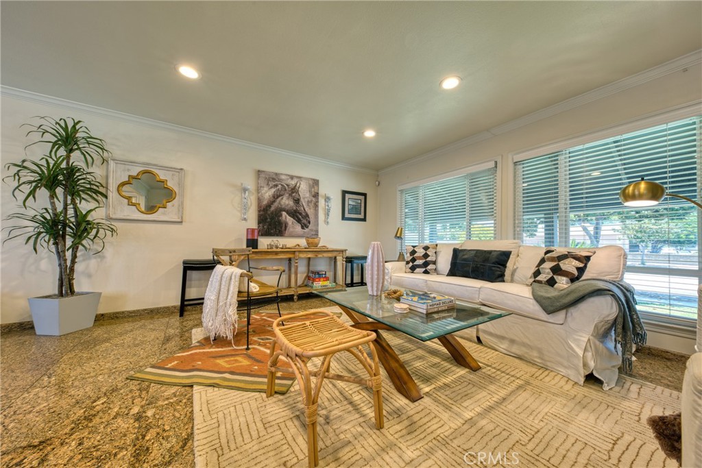 805 E Barkley Avenue, Orange CA 92867 - photo 5