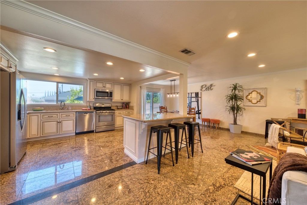 805 E Barkley Avenue, Orange CA 92867 - photo 8