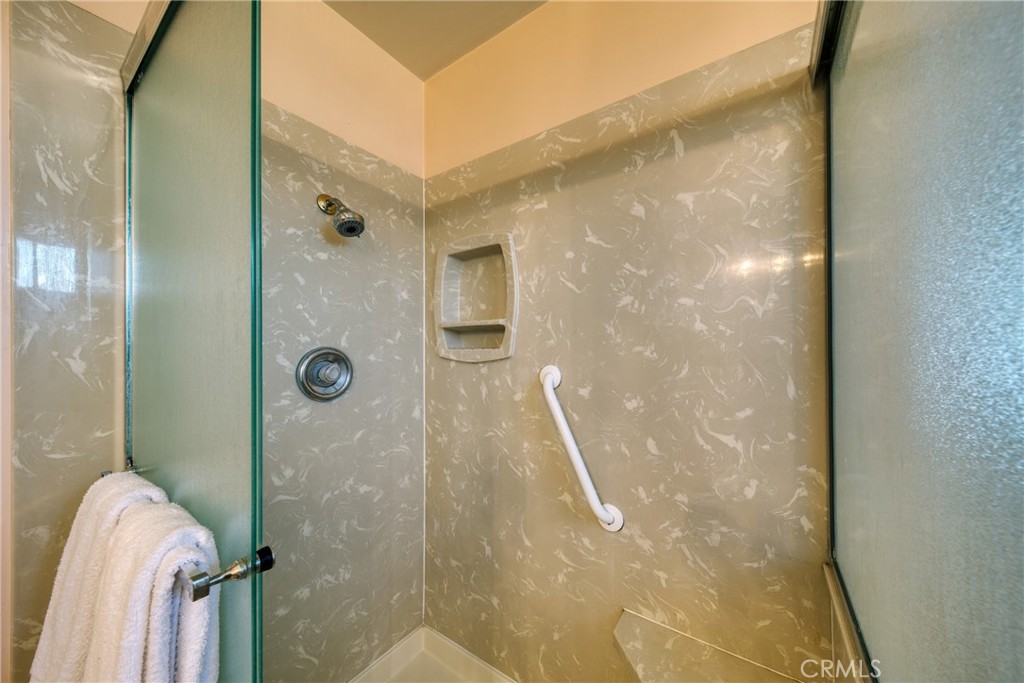 805 E Barkley Avenue, Orange CA 92867 - photo 25