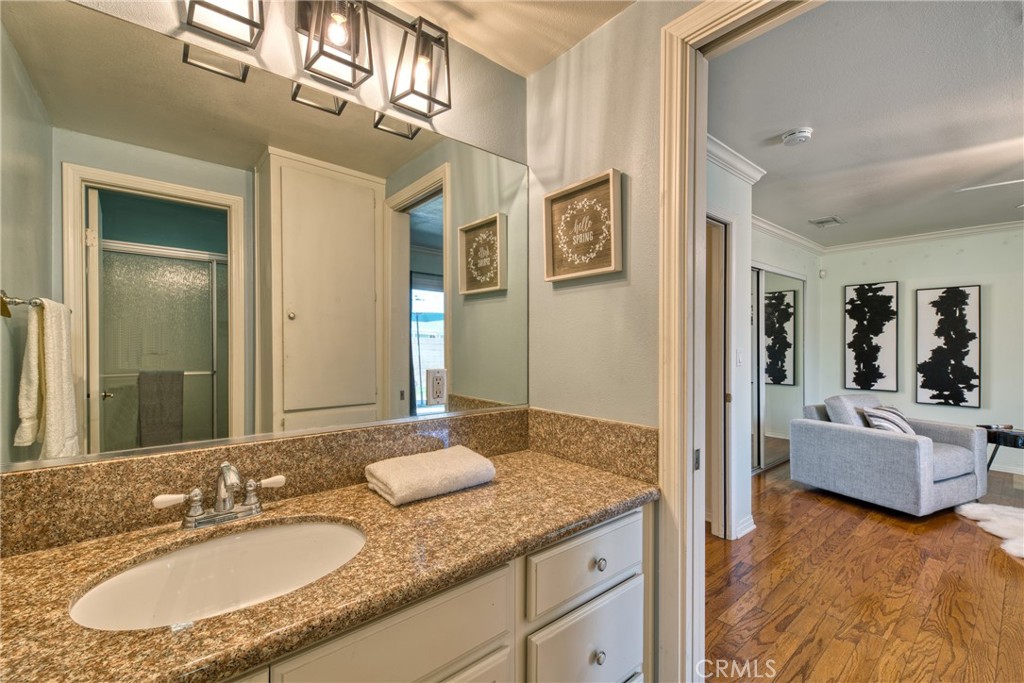 805 E Barkley Avenue, Orange CA 92867 - photo 29