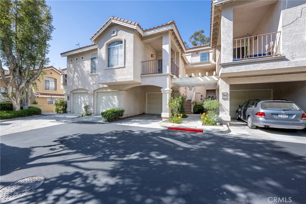 8215 E White Oak Ridge 105, Orange CA 92869 - photo 1