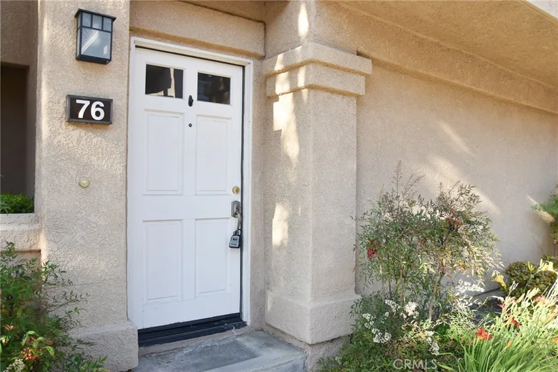 8215 E White Oak Ridge 76, Orange, CA 92869