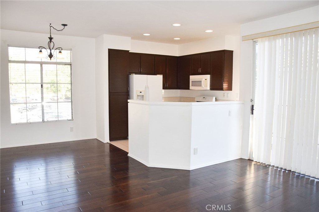 8215 E White Oak Ridge 76, Orange CA 92869 - photo 3