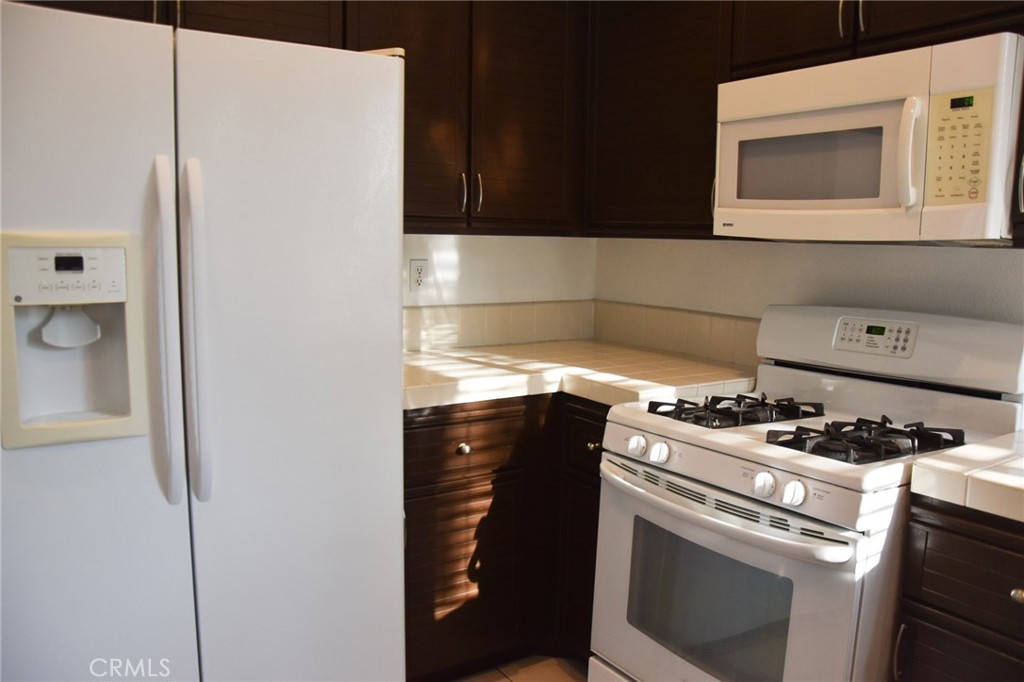 8215 E White Oak Ridge 76, Orange CA 92869 - photo 11