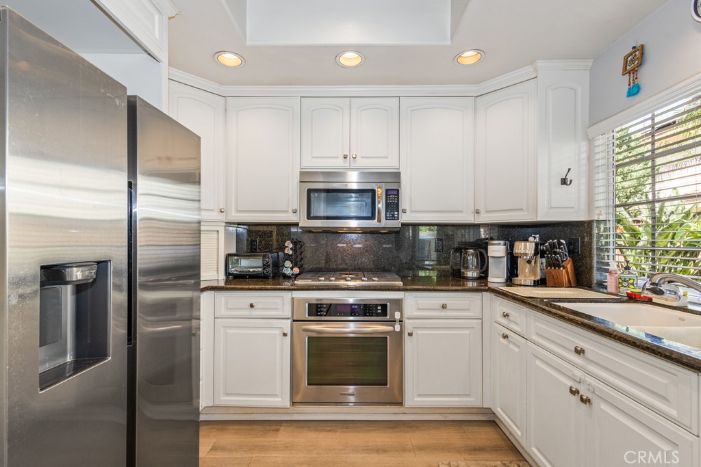 8249 E Candleberry, Orange CA 92869 - photo 5