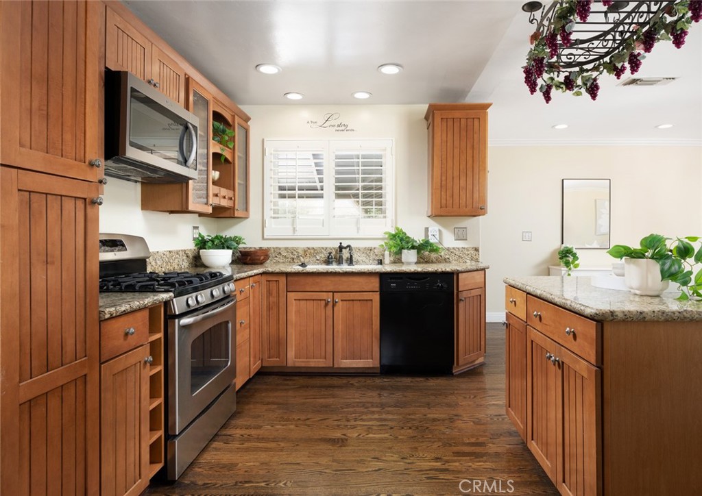 840 E Glendora Avenue, Orange CA 92865 - photo 16