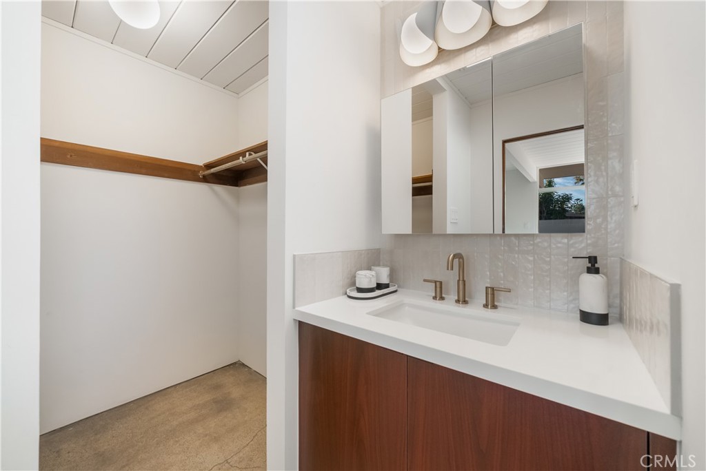842 E Glendale, Orange CA 92865 - photo 45