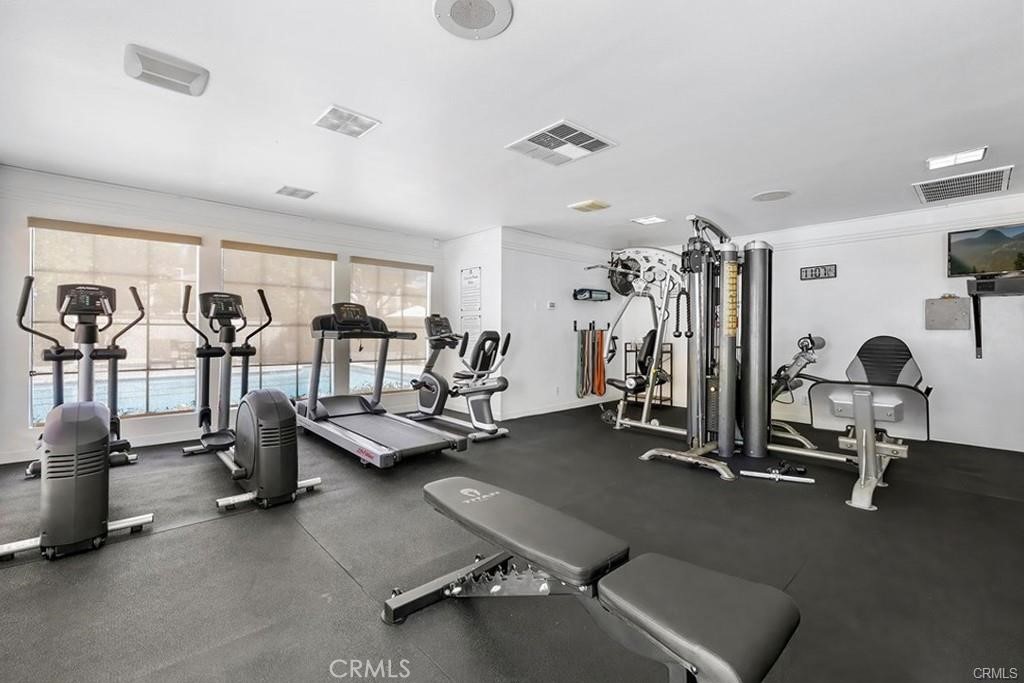 8522 E Baker Hill Road B, Orange CA 92869 - photo 2