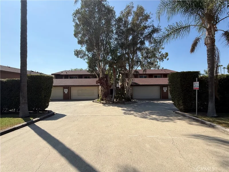 854 N Glassell Street, Orange, CA 92867