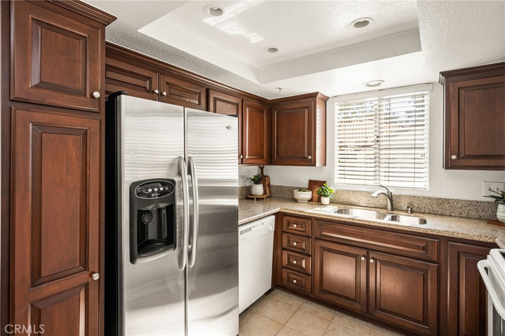 8707 E Indian Hills E, Orange CA 92869 - photo 19