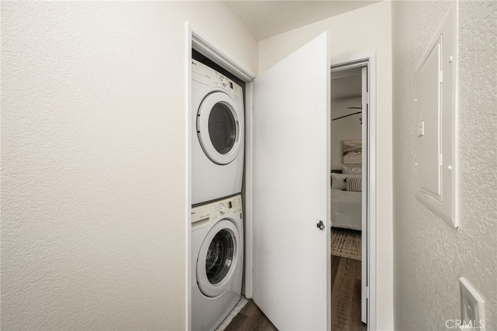 8707 E Indian Hills E, Orange CA 92869 - photo 34