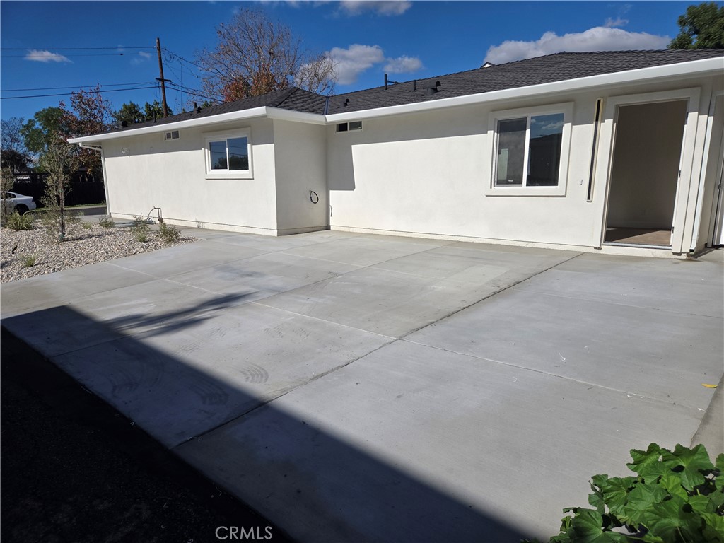 8712 Ocean View Avenue B, Orange CA 92865 - photo 1