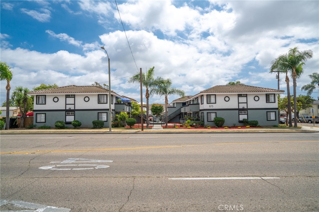 875 N Olive, Orange CA 92867 - photo 4