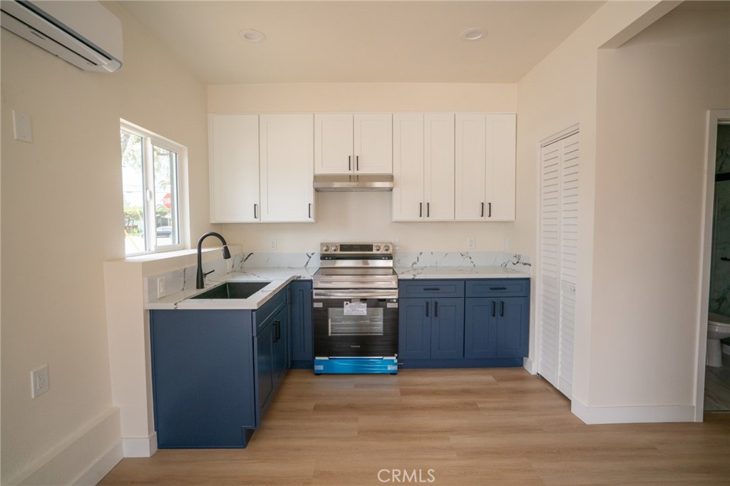 875 N Olive, Orange CA 92867 - photo 14