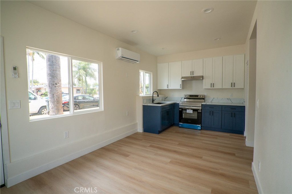 875 N Olive, Orange CA 92867 - photo 15