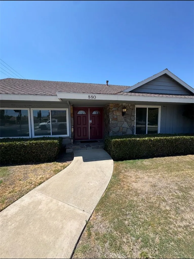 880 S Yorba Street, Orange, CA 92869